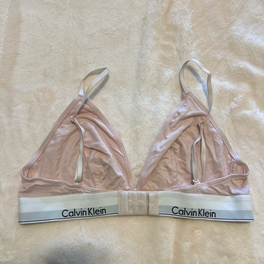 Calvin Klein bra - Picture 2 of 2